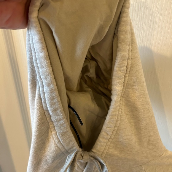 Under Armour Hooded Sweatshirt in oatmeal color - Picture 5 of 6
